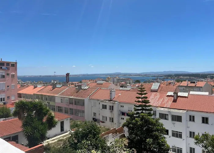 Estrela Da Almada Mascarenhas