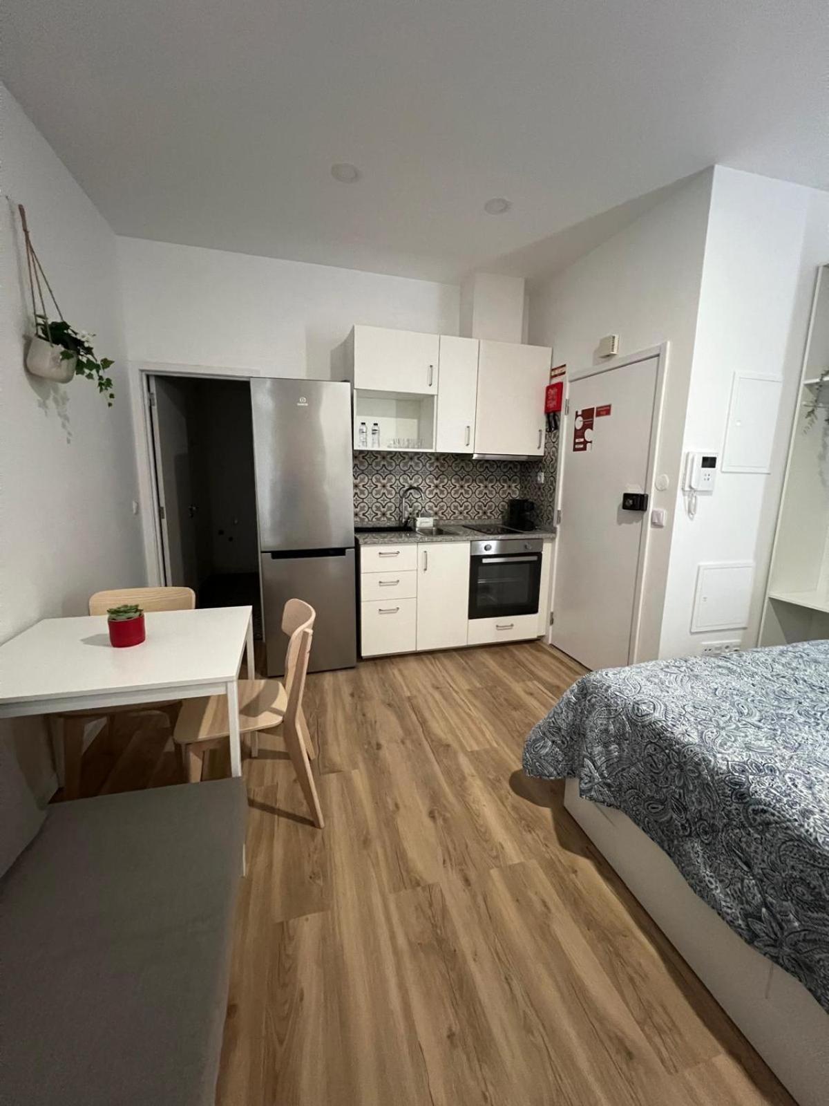 Apartment Estrela Da Mascarenhas Almada