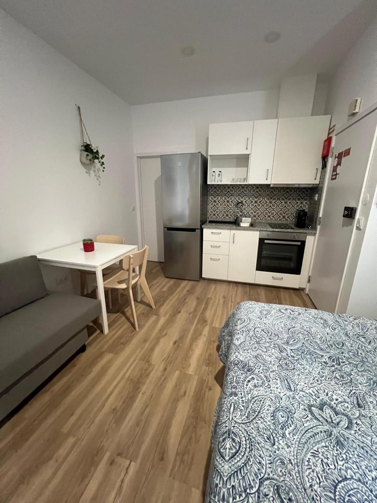 Apartment Estrela Da Mascarenhas Almada
