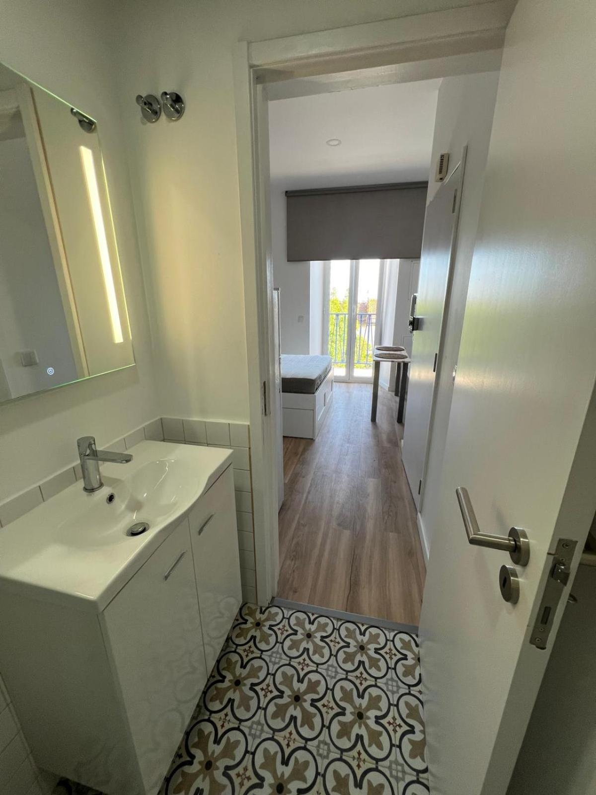 Apartment Estrela Da Mascarenhas Almada